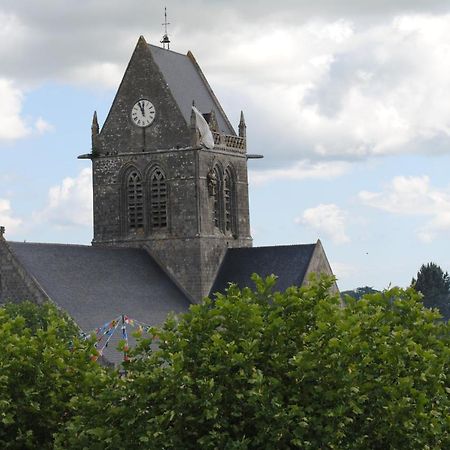 Gite De La Place De L'Eglise Sainte-Mère-Église Екстериор снимка